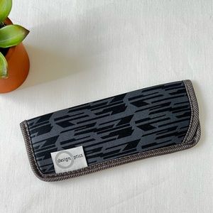 Black and grey soft eyeglasses case